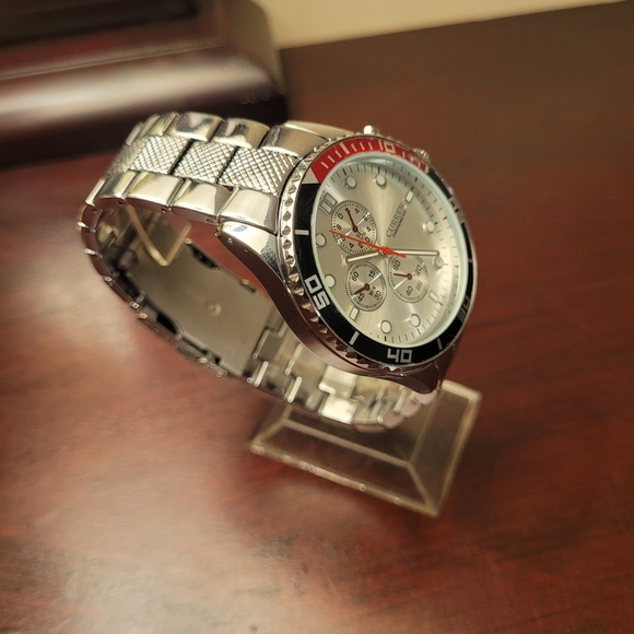 New Men’s Curren Chrono Fashion Watch - Picture 3 of 3